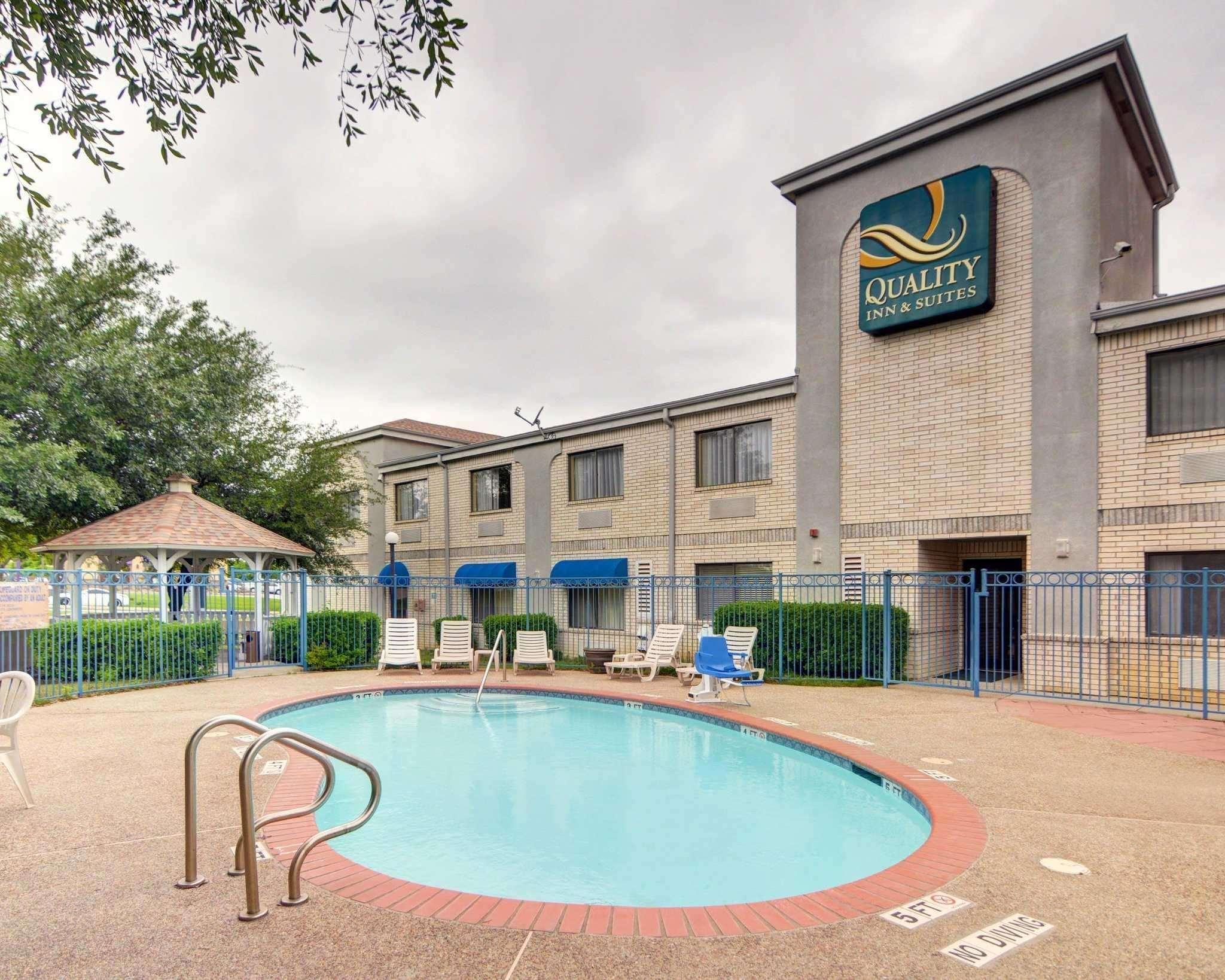 Quality Inn & Suites Grand Prairie Luaran gambar