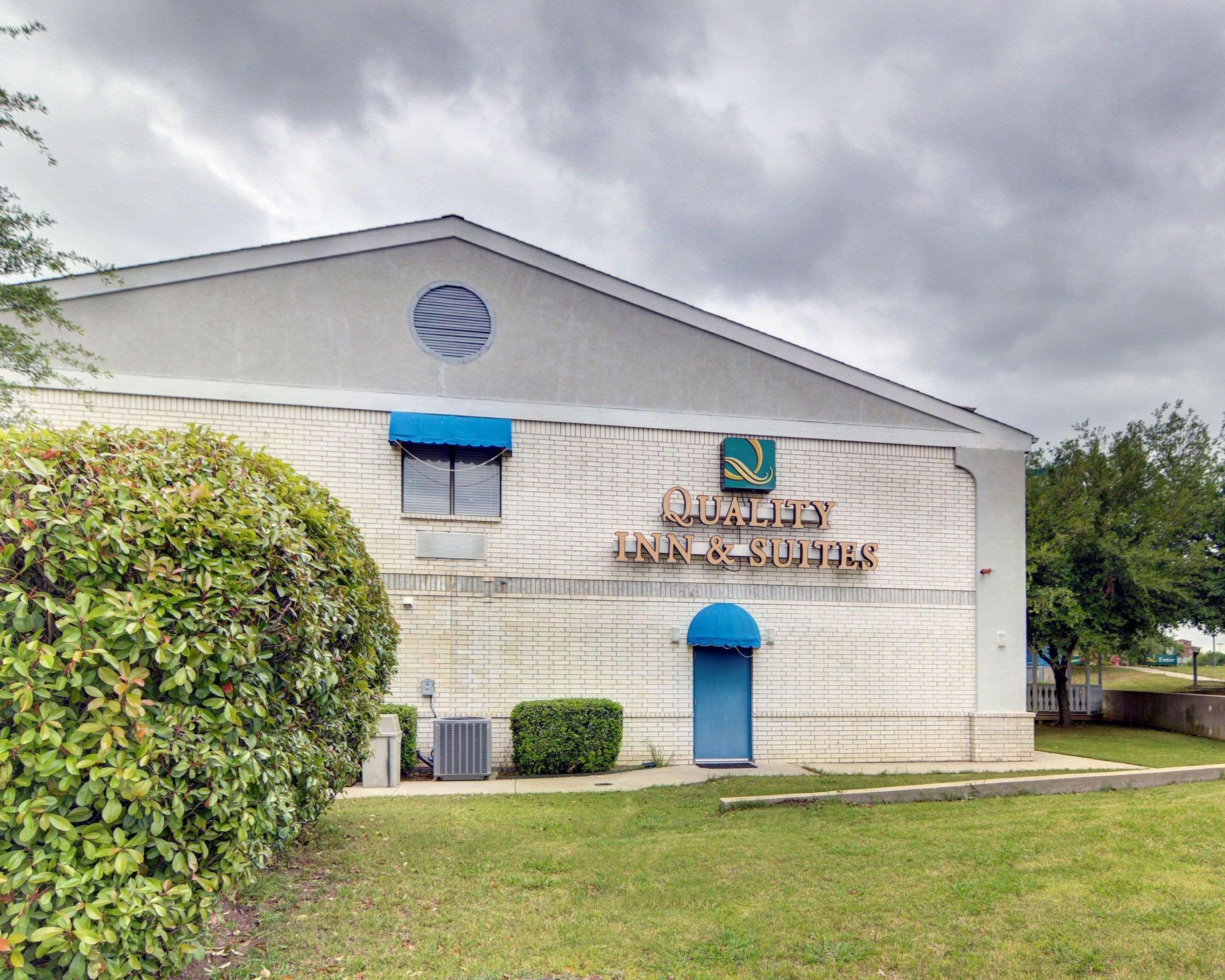 Quality Inn & Suites Grand Prairie Luaran gambar