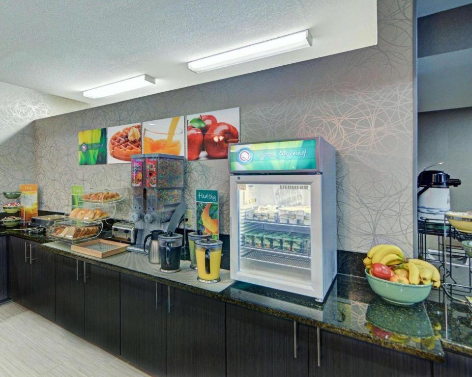 Quality Inn & Suites Grand Prairie Luaran gambar