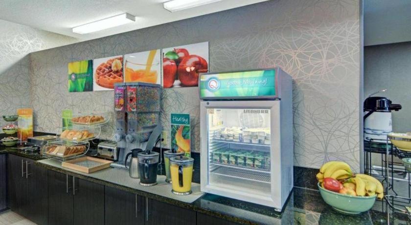 Quality Inn & Suites Grand Prairie Luaran gambar