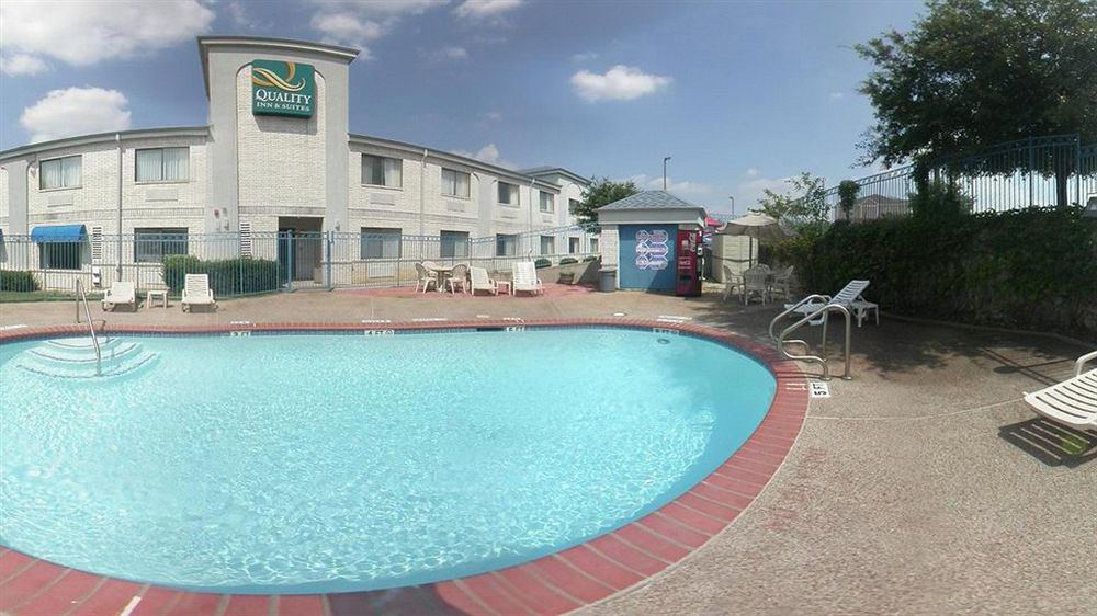 Quality Inn & Suites Grand Prairie Luaran gambar